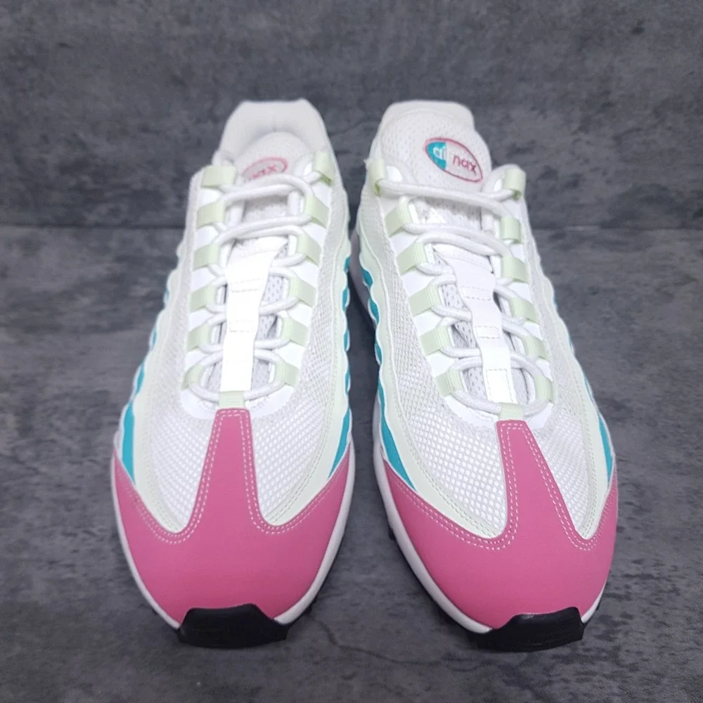 NIKE Air Max 95 G Golf Fierney 